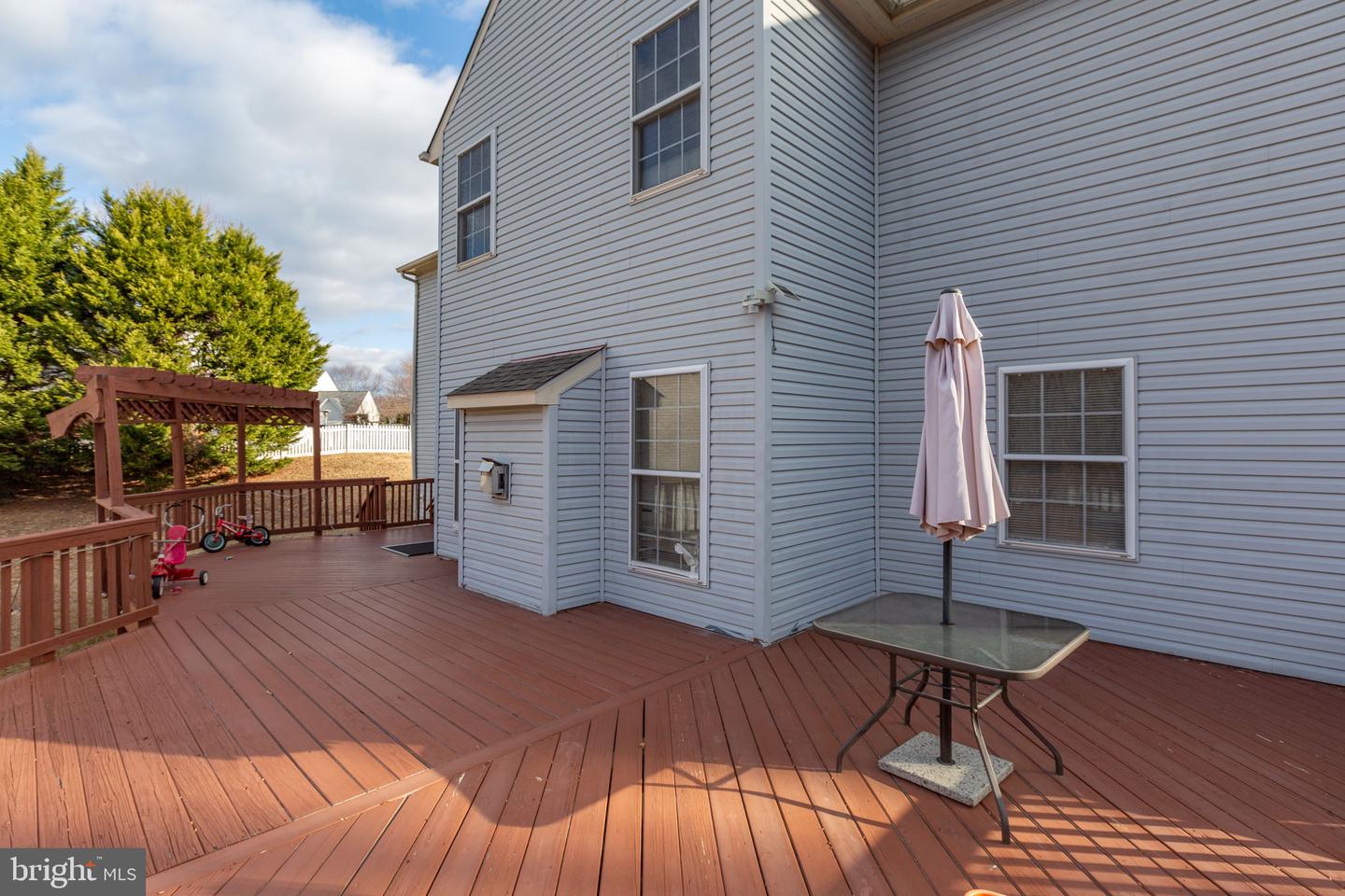 2 BASALT DR, FREDERICKSBURG, Virginia 22406, 5 Bedrooms Bedrooms, ,3 BathroomsBathrooms,Residential,For sale,2 BASALT DR,VAST2044916 MLS # VAST2044916