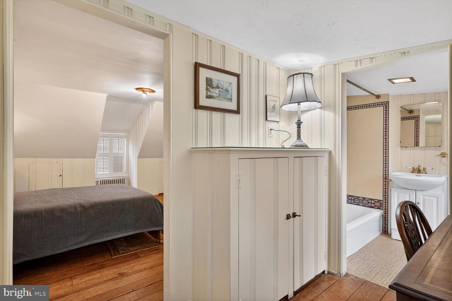 1222 28TH ST NW, WASHINGTON, District Of Columbia 20007, 1 Bedroom Bedrooms, ,1 BathroomBathrooms,Residential,For sale,1222 28TH ST NW,DCDC2239218 MLS # DCDC2239218 1222 28TH ST NW, WASHINGTON, District Of Columbia 20007, 1 Bedroom Bedrooms, ,1 BathroomBathrooms,Residential,For sale,1222 28TH ST NW,DCDC2239218 MLS # DCDC2239218