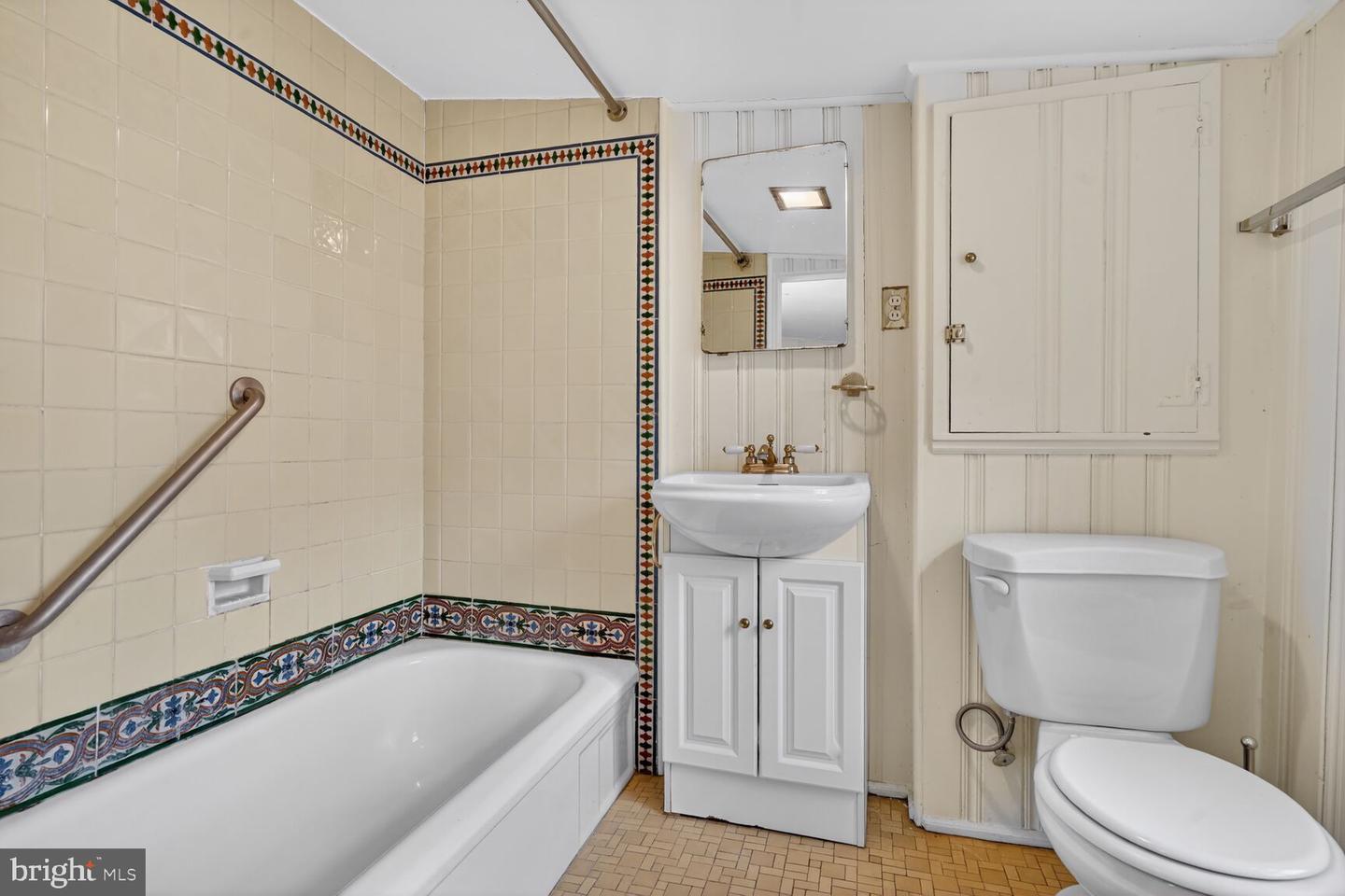 1222 28TH ST NW, WASHINGTON, District Of Columbia 20007, 1 Bedroom Bedrooms, ,1 BathroomBathrooms,Residential,For sale,1222 28TH ST NW,DCDC2239218 MLS # DCDC2239218 1222 28TH ST NW, WASHINGTON, District Of Columbia 20007, 1 Bedroom Bedrooms, ,1 BathroomBathrooms,Residential,For sale,1222 28TH ST NW,DCDC2239218 MLS # DCDC2239218