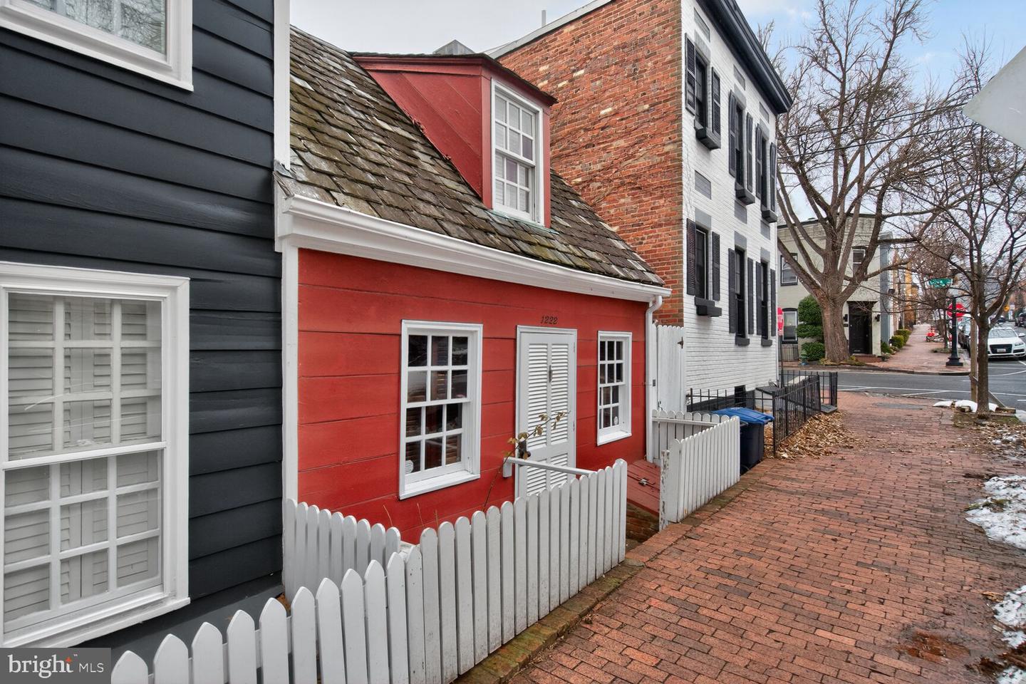 1222 28TH ST NW, WASHINGTON, District Of Columbia 20007, 1 Bedroom Bedrooms, ,1 BathroomBathrooms,Residential,For sale,1222 28TH ST NW,DCDC2239218 MLS # DCDC2239218 1222 28TH ST NW, WASHINGTON, District Of Columbia 20007, 1 Bedroom Bedrooms, ,1 BathroomBathrooms,Residential,For sale,1222 28TH ST NW,DCDC2239218 MLS # DCDC2239218