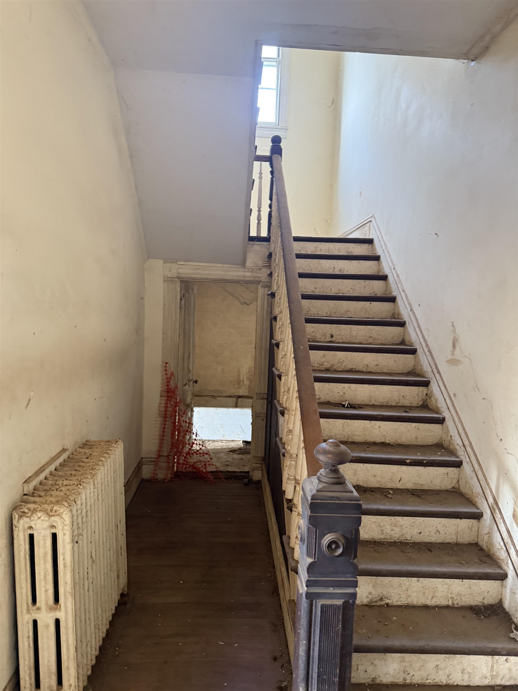 2374 MAPLE AVE, BUENA, Virginia 24416, 6 Bedrooms Bedrooms, ,3 BathroomsBathrooms,Residential,2374 MAPLE AVE,673518 MLS # 673518