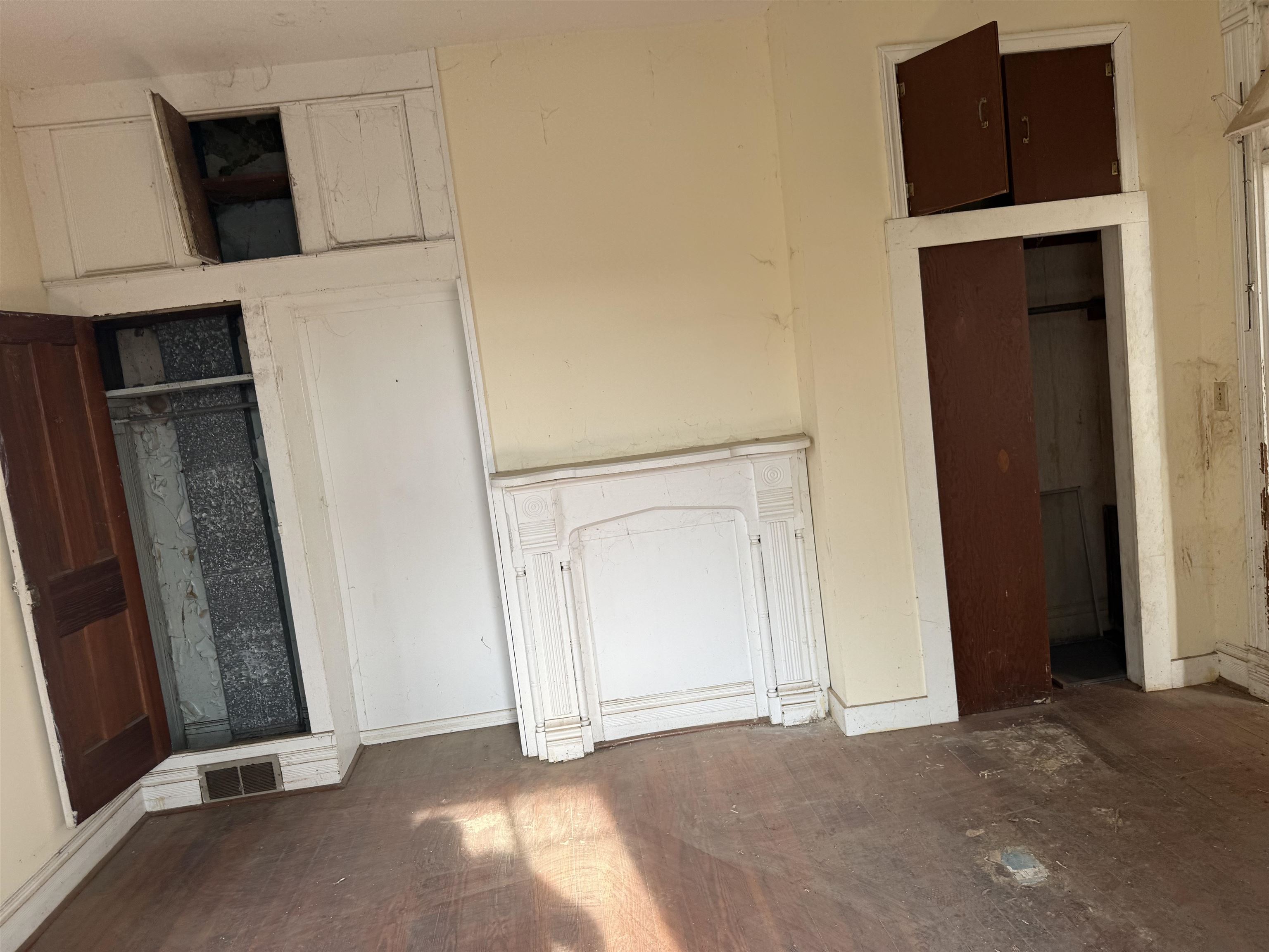 2374 MAPLE AVE, BUENA, Virginia 24416, 6 Bedrooms Bedrooms, ,3 BathroomsBathrooms,Residential,2374 MAPLE AVE,673518 MLS # 673518