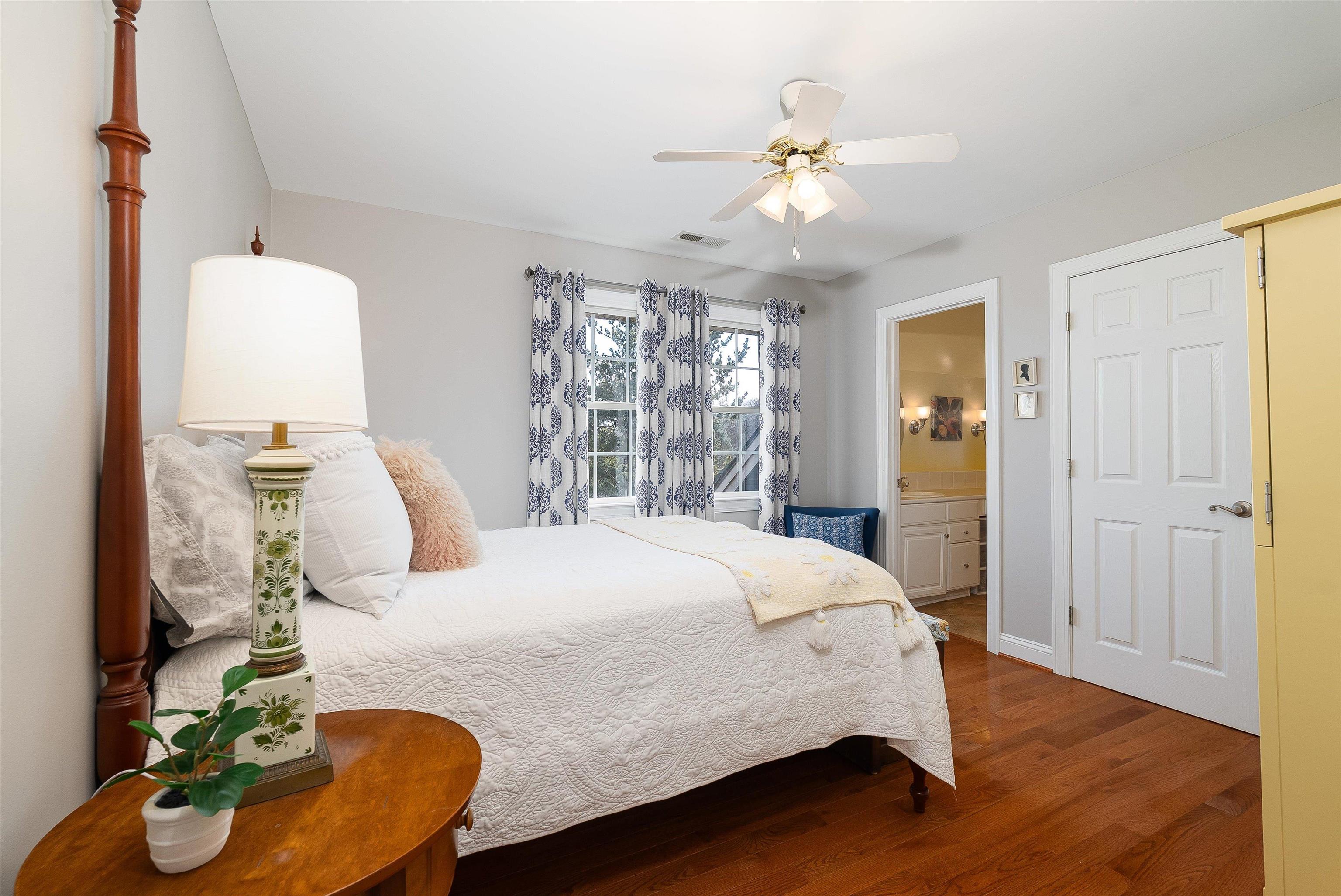 19 FIELDHAVEN PL, STAUNTON, Virginia 24401, 5 Bedrooms Bedrooms, ,4 BathroomsBathrooms,Residential,19 FIELDHAVEN PL,673519 MLS # 673519