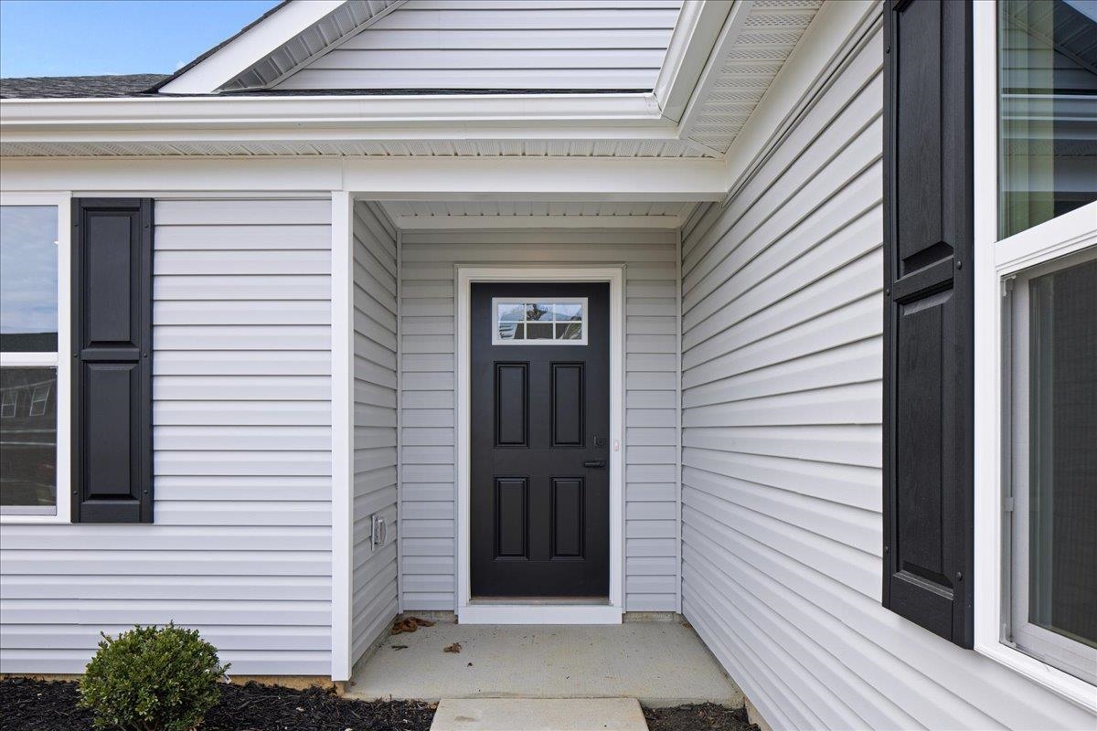 332 WHITE BIRCH RD, WAYNESBORO, Virginia 22980, 3 Bedrooms Bedrooms, ,2 BathroomsBathrooms,Residential,332 WHITE BIRCH RD,673543 MLS # 673543