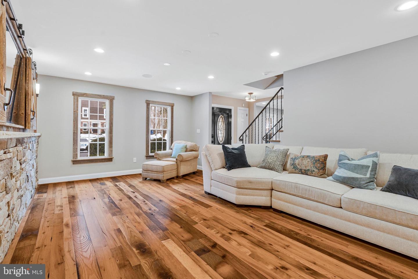 10912 HUNT CLUB RD, RESTON, Virginia 20190, 4 Bedrooms Bedrooms, ,4 BathroomsBathrooms,Residential,For sale,10912 HUNT CLUB RD,VAFX2285438 MLS # VAFX2285438 10912 HUNT CLUB RD, RESTON, Virginia 20190, 4 Bedrooms Bedrooms, ,4 BathroomsBathrooms,Residential,For sale,10912 HUNT CLUB RD,VAFX2285438 MLS # VAFX2285438