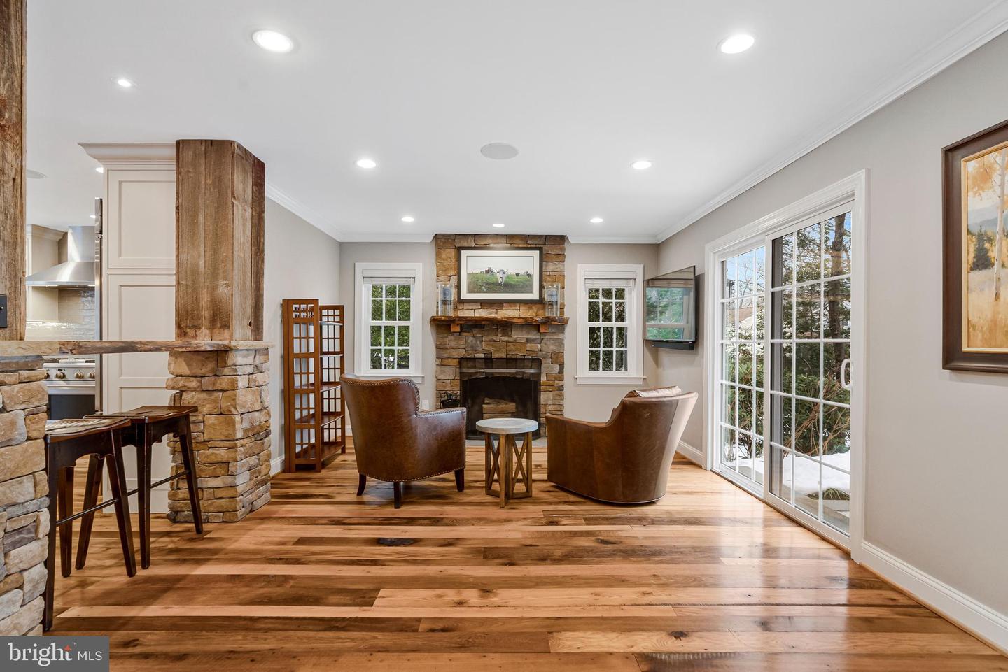 10912 HUNT CLUB RD, RESTON, Virginia 20190, 4 Bedrooms Bedrooms, ,4 BathroomsBathrooms,Residential,For sale,10912 HUNT CLUB RD,VAFX2285438 MLS # VAFX2285438 10912 HUNT CLUB RD, RESTON, Virginia 20190, 4 Bedrooms Bedrooms, ,4 BathroomsBathrooms,Residential,For sale,10912 HUNT CLUB RD,VAFX2285438 MLS # VAFX2285438