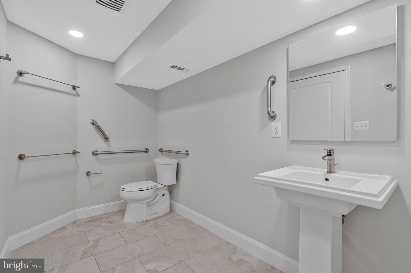 10912 HUNT CLUB RD, RESTON, Virginia 20190, 4 Bedrooms Bedrooms, ,4 BathroomsBathrooms,Residential,For sale,10912 HUNT CLUB RD,VAFX2285438 MLS # VAFX2285438 10912 HUNT CLUB RD, RESTON, Virginia 20190, 4 Bedrooms Bedrooms, ,4 BathroomsBathrooms,Residential,For sale,10912 HUNT CLUB RD,VAFX2285438 MLS # VAFX2285438