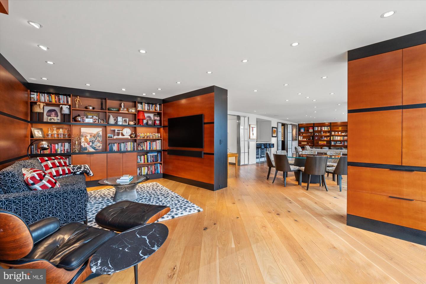 700 NEW HAMPSHIRE AVE NW #708/709, WASHINGTON, District Of Columbia 20037, 2 Bedrooms Bedrooms, ,3 BathroomsBathrooms,Residential,For sale,700 NEW HAMPSHIRE AVE NW #708/709,DCDC2241730 MLS # DCDC2241730 700 NEW HAMPSHIRE AVE NW #708/709, WASHINGTON, District Of Columbia 20037, 2 Bedrooms Bedrooms, ,3 BathroomsBathrooms,Residential,For sale,700 NEW HAMPSHIRE AVE NW #708/709,DCDC2241730 MLS # DCDC2241730