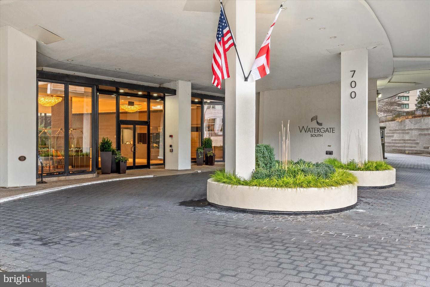 700 NEW HAMPSHIRE AVE NW #708/709, WASHINGTON, District Of Columbia 20037, 2 Bedrooms Bedrooms, ,3 BathroomsBathrooms,Residential,For sale,700 NEW HAMPSHIRE AVE NW #708/709,DCDC2241730 MLS # DCDC2241730 700 NEW HAMPSHIRE AVE NW #708/709, WASHINGTON, District Of Columbia 20037, 2 Bedrooms Bedrooms, ,3 BathroomsBathrooms,Residential,For sale,700 NEW HAMPSHIRE AVE NW #708/709,DCDC2241730 MLS # DCDC2241730