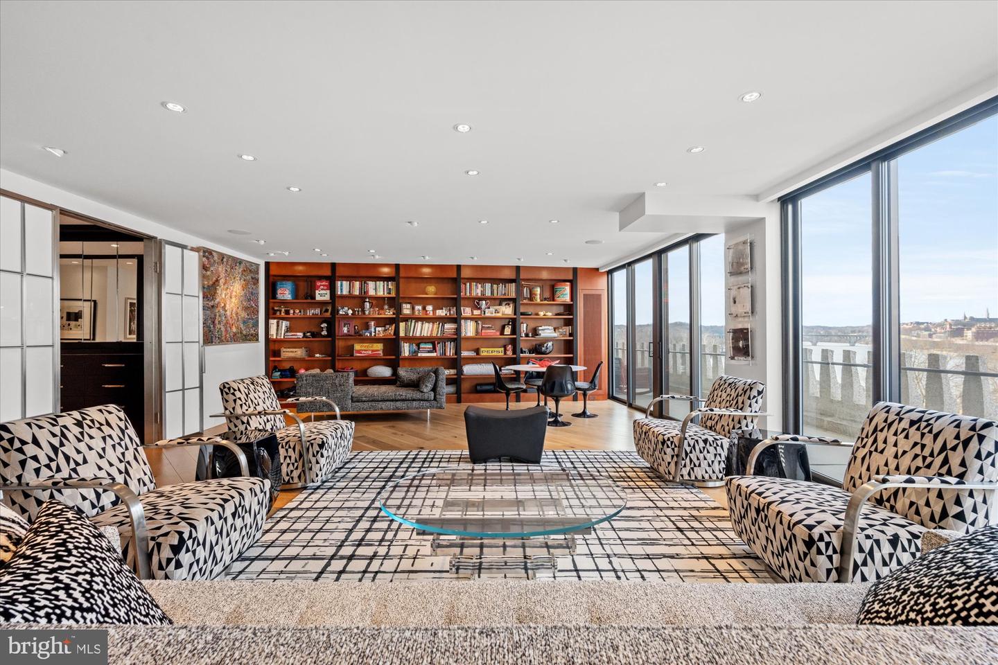 700 NEW HAMPSHIRE AVE NW #708/709, WASHINGTON, District Of Columbia 20037, 2 Bedrooms Bedrooms, ,3 BathroomsBathrooms,Residential,For sale,700 NEW HAMPSHIRE AVE NW #708/709,DCDC2241730 MLS # DCDC2241730 700 NEW HAMPSHIRE AVE NW #708/709, WASHINGTON, District Of Columbia 20037, 2 Bedrooms Bedrooms, ,3 BathroomsBathrooms,Residential,For sale,700 NEW HAMPSHIRE AVE NW #708/709,DCDC2241730 MLS # DCDC2241730