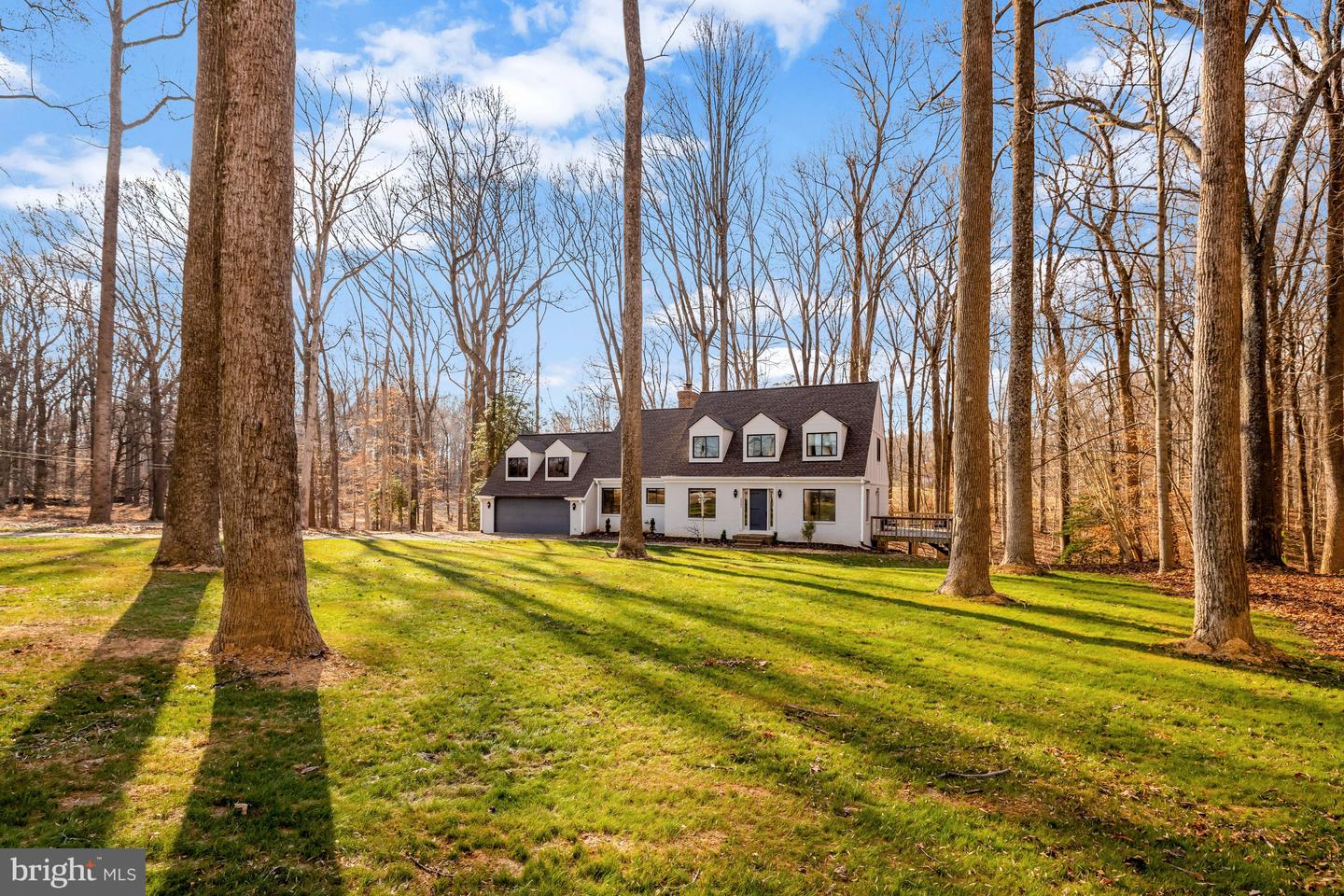 9982 BLACKBERRY LN, GREAT FALLS, Virginia 22066, 4 Bedrooms Bedrooms, ,3 BathroomsBathrooms,Residential,For sale,9982 BLACKBERRY LN,VAFX2286222 MLS # VAFX2286222