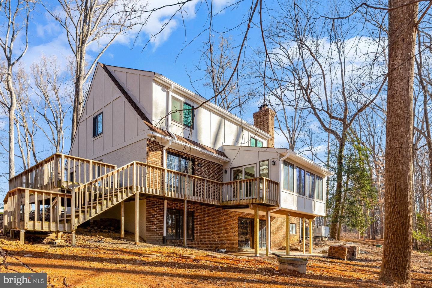 9982 BLACKBERRY LN, GREAT FALLS, Virginia 22066, 4 Bedrooms Bedrooms, ,3 BathroomsBathrooms,Residential,For sale,9982 BLACKBERRY LN,VAFX2286222 MLS # VAFX2286222