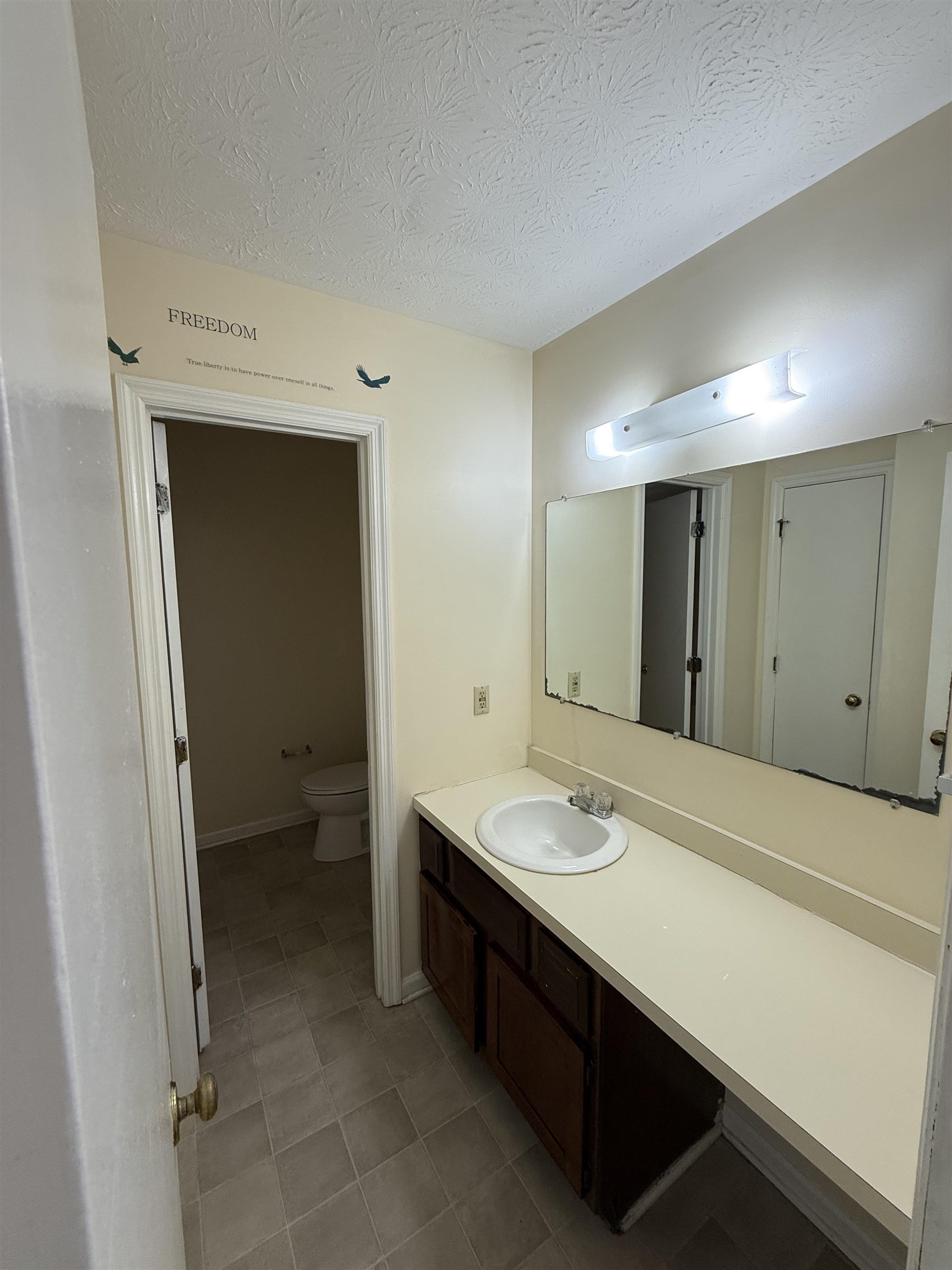 807 VINE ST, HARRISONBURG, Virginia 22801, 2 Bedrooms Bedrooms, ,2 BathroomsBathrooms,Residential,807 VINE ST,673555 MLS # 673555