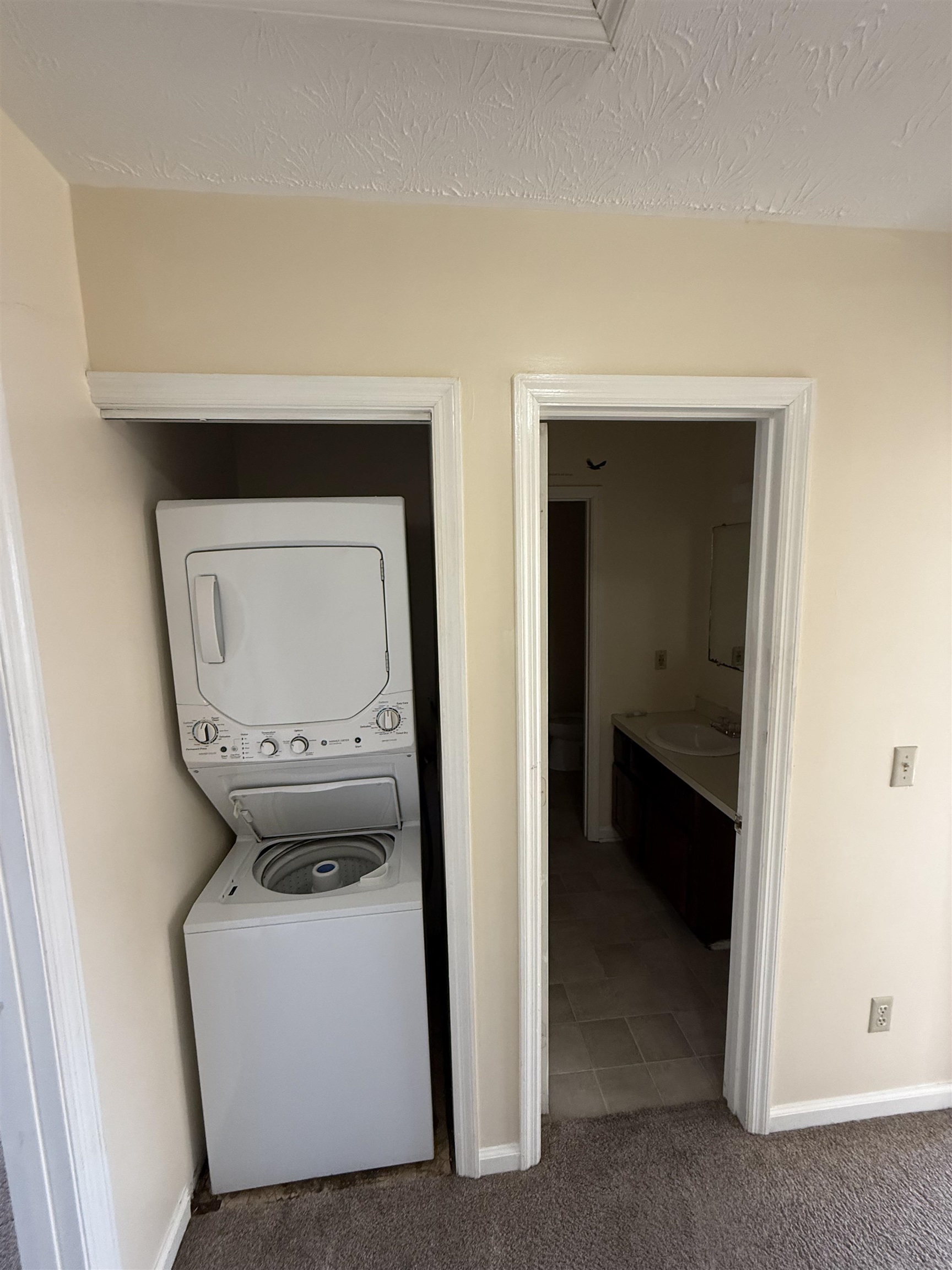 807 VINE ST, HARRISONBURG, Virginia 22801, 2 Bedrooms Bedrooms, ,2 BathroomsBathrooms,Residential,807 VINE ST,673555 MLS # 673555