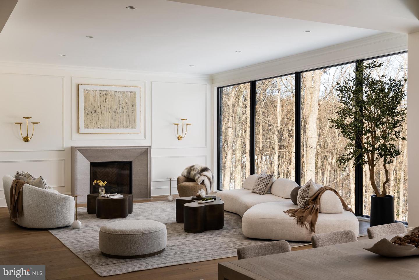 8634 OVERLOOK RD, MCLEAN, Virginia 22102, 6 Bedrooms Bedrooms, ,7 BathroomsBathrooms,Residential,For sale,8634 OVERLOOK RD,VAFX2286844 MLS # VAFX2286844