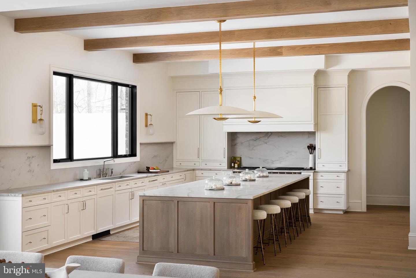 8634 OVERLOOK RD, MCLEAN, Virginia 22102, 6 Bedrooms Bedrooms, ,7 BathroomsBathrooms,Residential,For sale,8634 OVERLOOK RD,VAFX2286844 MLS # VAFX2286844