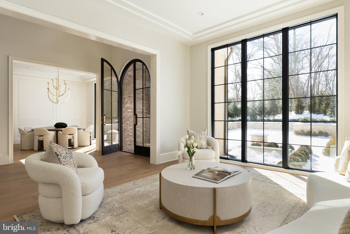 8634 OVERLOOK RD, MCLEAN, Virginia 22102, 6 Bedrooms Bedrooms, ,7 BathroomsBathrooms,Residential,For sale,8634 OVERLOOK RD,VAFX2286844 MLS # VAFX2286844