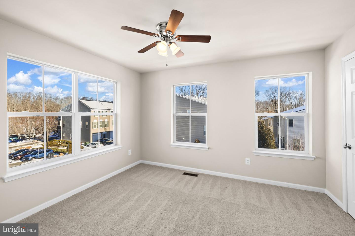 400 WOODSTREAM CIR #32140, STAFFORD, Virginia 22556, 2 Bedrooms Bedrooms, ,2 BathroomsBathrooms,Residential,For sale,400 WOODSTREAM CIR #32140,VAST2045470 MLS # VAST2045470