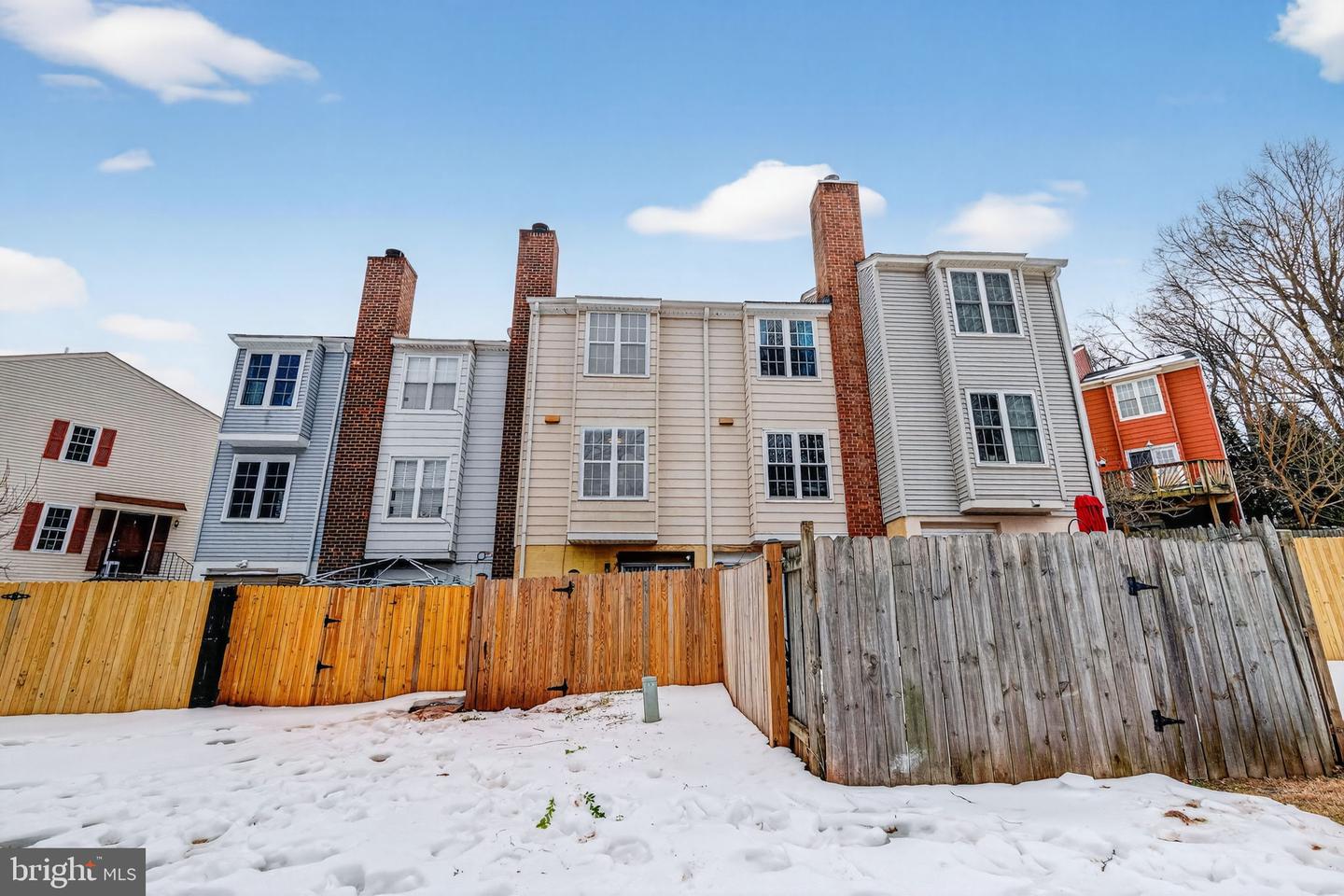 4241 MOSELLE DR, CHANTILLY, Virginia 20151, 2 Bedrooms Bedrooms, ,1 BathroomBathrooms,Residential,For sale,4241 MOSELLE DR,VAFX2289052 MLS # VAFX2289052