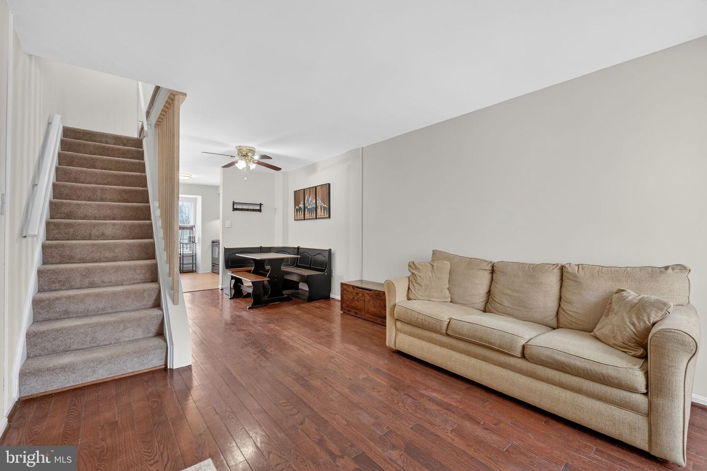 4241 MOSELLE DR, CHANTILLY, Virginia 20151, 2 Bedrooms Bedrooms, ,1 BathroomBathrooms,Residential,For sale,4241 MOSELLE DR,VAFX2289052 MLS # VAFX2289052