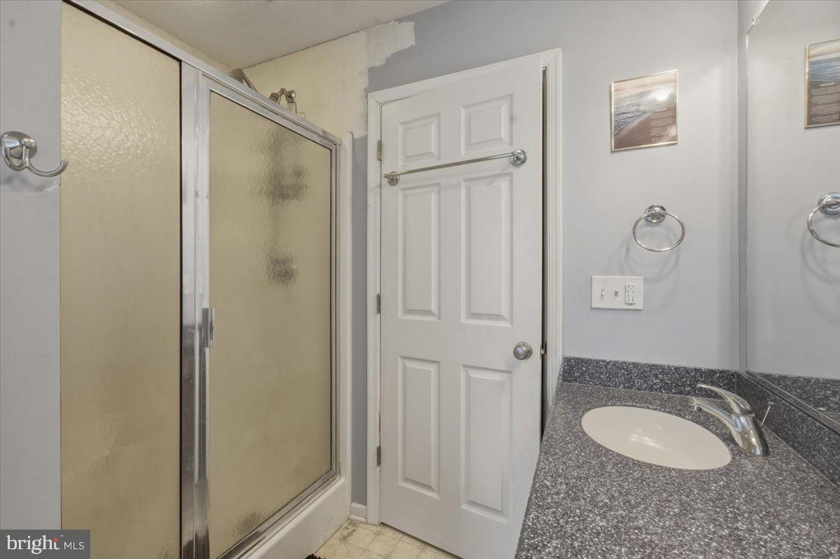 2643 MIDDLE RD, WINCHESTER, Virginia 22601, 4 Bedrooms Bedrooms, ,3 BathroomsBathrooms,Residential,For sale,2643 MIDDLE RD,VAWI2009924 MLS # VAWI2009924 2643 MIDDLE RD, WINCHESTER, Virginia 22601, 4 Bedrooms Bedrooms, ,3 BathroomsBathrooms,Residential,For sale,2643 MIDDLE RD,VAWI2009924 MLS # VAWI2009924