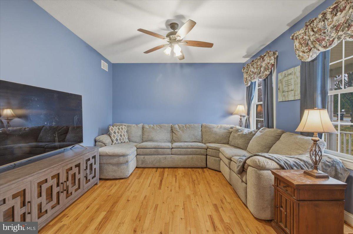 2643 MIDDLE RD, WINCHESTER, Virginia 22601, 4 Bedrooms Bedrooms, ,3 BathroomsBathrooms,Residential,For sale,2643 MIDDLE RD,VAWI2009924 MLS # VAWI2009924 2643 MIDDLE RD, WINCHESTER, Virginia 22601, 4 Bedrooms Bedrooms, ,3 BathroomsBathrooms,Residential,For sale,2643 MIDDLE RD,VAWI2009924 MLS # VAWI2009924