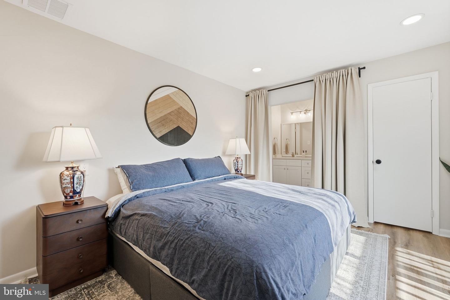 8309 HIGHCLIFFE CT, ANNANDALE, Virginia 22003, 3 Bedrooms Bedrooms, 7 Rooms Rooms,2 BathroomsBathrooms,Residential,For sale,8309 HIGHCLIFFE CT,VAFX2290472 MLS # VAFX2290472