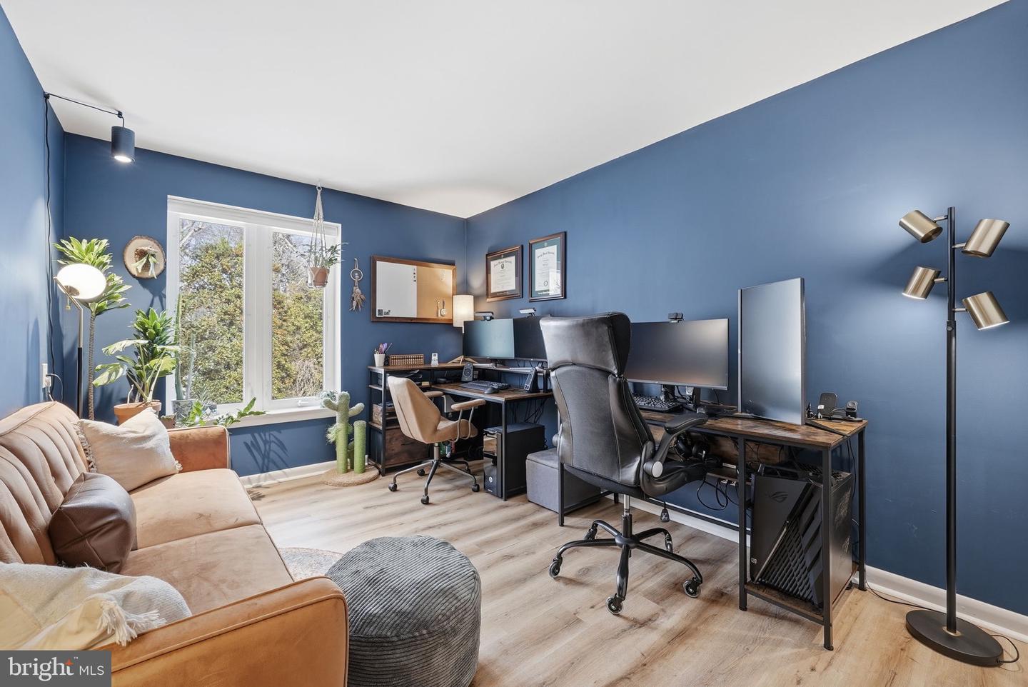 8309 HIGHCLIFFE CT, ANNANDALE, Virginia 22003, 3 Bedrooms Bedrooms, 7 Rooms Rooms,2 BathroomsBathrooms,Residential,For sale,8309 HIGHCLIFFE CT,VAFX2290472 MLS # VAFX2290472