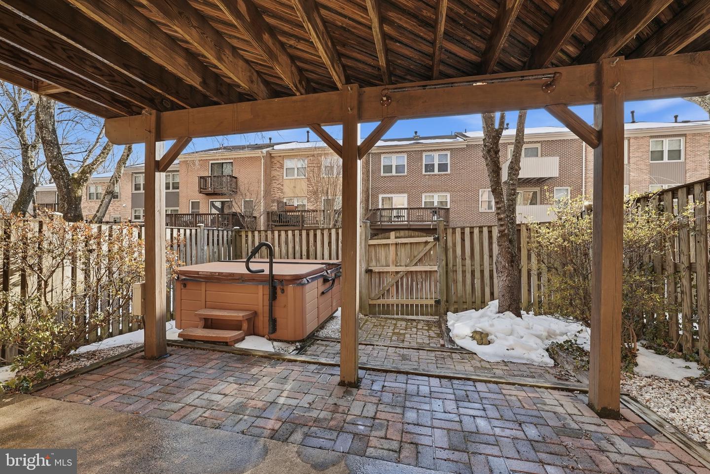 8309 HIGHCLIFFE CT, ANNANDALE, Virginia 22003, 3 Bedrooms Bedrooms, 7 Rooms Rooms,2 BathroomsBathrooms,Residential,For sale,8309 HIGHCLIFFE CT,VAFX2290472 MLS # VAFX2290472