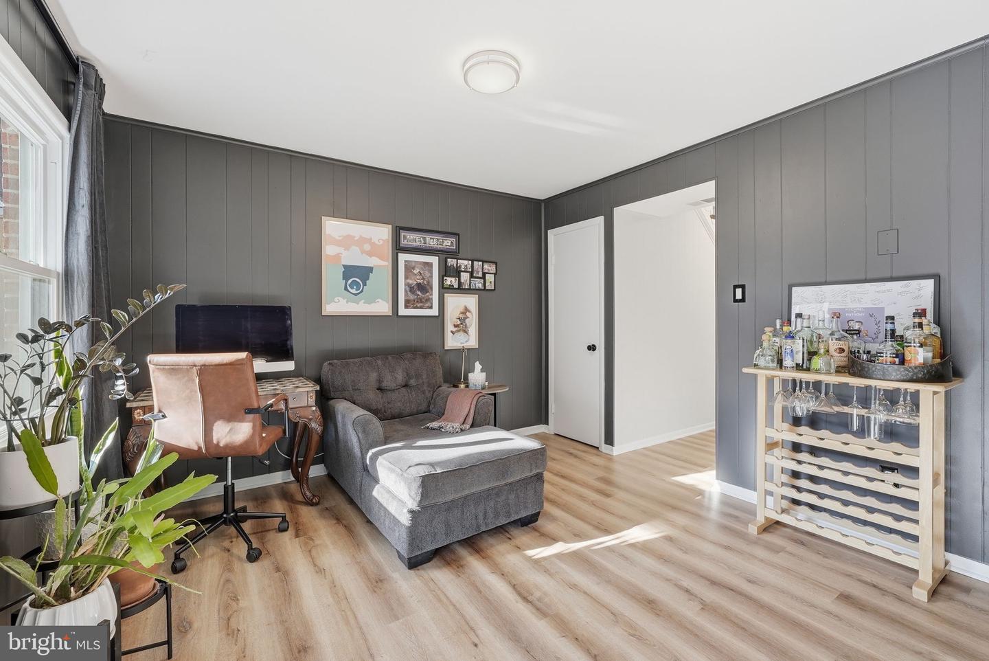 8309 HIGHCLIFFE CT, ANNANDALE, Virginia 22003, 3 Bedrooms Bedrooms, 7 Rooms Rooms,2 BathroomsBathrooms,Residential,For sale,8309 HIGHCLIFFE CT,VAFX2290472 MLS # VAFX2290472