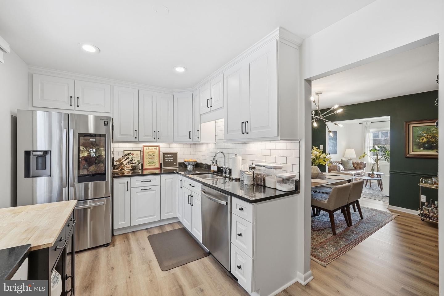 8309 HIGHCLIFFE CT, ANNANDALE, Virginia 22003, 3 Bedrooms Bedrooms, 7 Rooms Rooms,2 BathroomsBathrooms,Residential,For sale,8309 HIGHCLIFFE CT,VAFX2290472 MLS # VAFX2290472