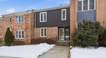 8309 HIGHCLIFFE CT, ANNANDALE, Virginia 22003, 3 Bedrooms Bedrooms, 7 Rooms Rooms,2 BathroomsBathrooms,Residential,For sale,8309 HIGHCLIFFE CT,VAFX2290472 MLS # VAFX2290472