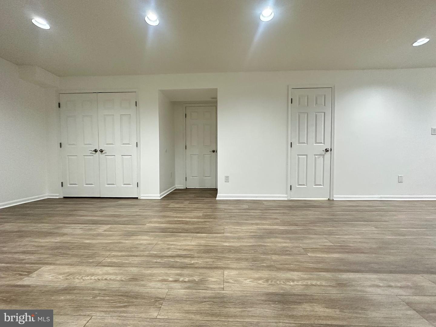 111 CONNEMARA DR, STERLING, Virginia 20164, 4 Bedrooms Bedrooms, ,3 BathroomsBathrooms,Residential,For sale,111 CONNEMARA DR,VALO2115840 MLS # VALO2115840