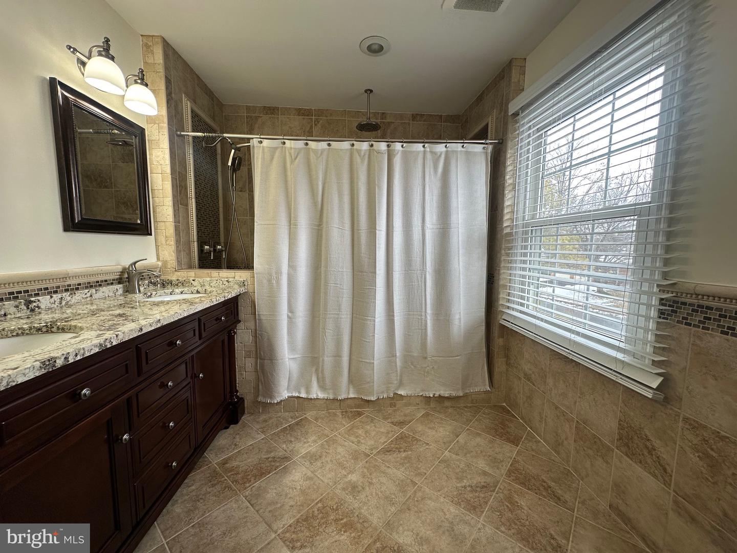 111 CONNEMARA DR, STERLING, Virginia 20164, 4 Bedrooms Bedrooms, ,3 BathroomsBathrooms,Residential,For sale,111 CONNEMARA DR,VALO2115840 MLS # VALO2115840