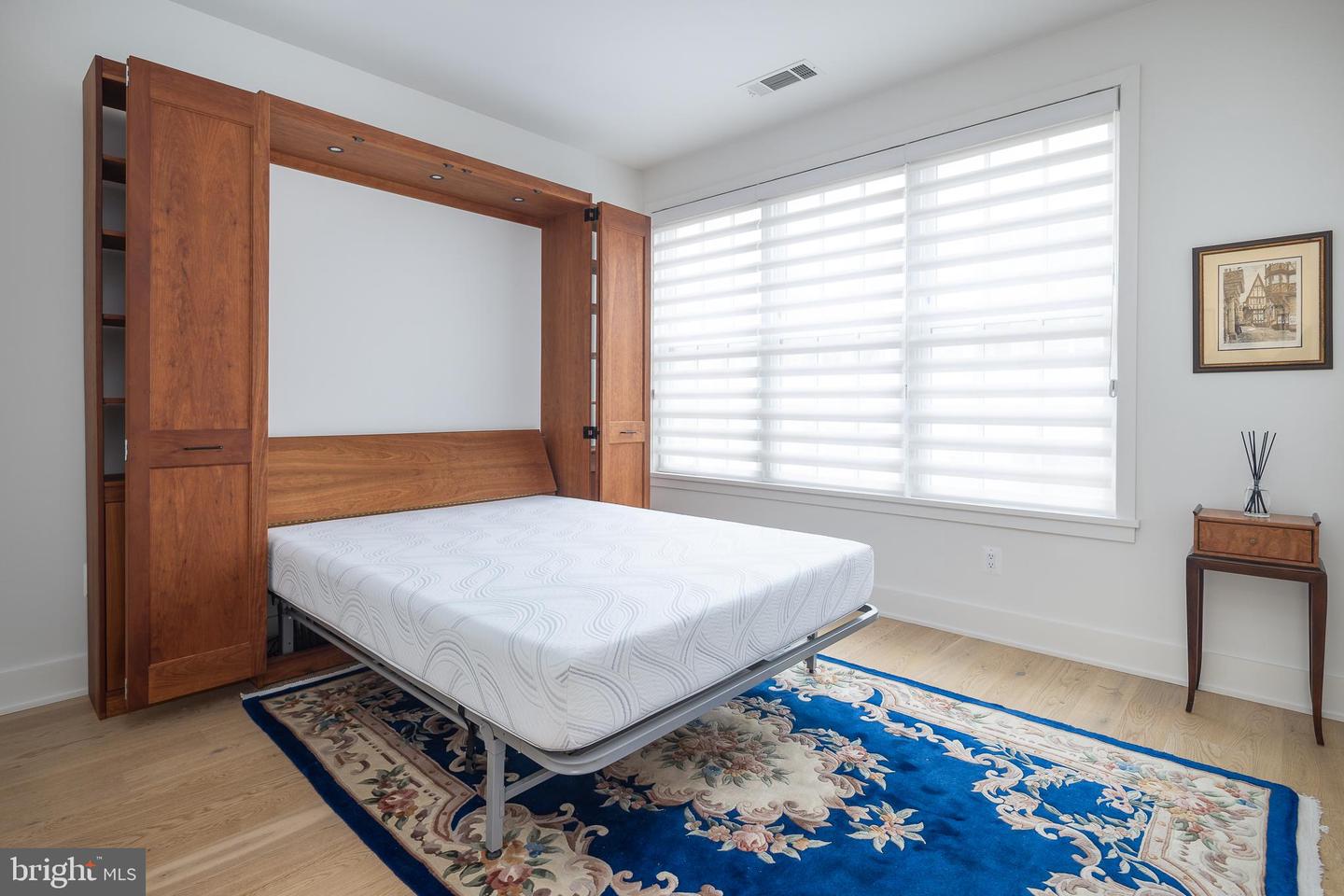 521 N WASHINGTON ST #102, ALEXANDRIA, Virginia 22314, 2 Bedrooms Bedrooms, 9 Rooms Rooms,2 BathroomsBathrooms,Residential,For sale,521 N WASHINGTON ST #102,VAAX2054144 MLS # VAAX2054144