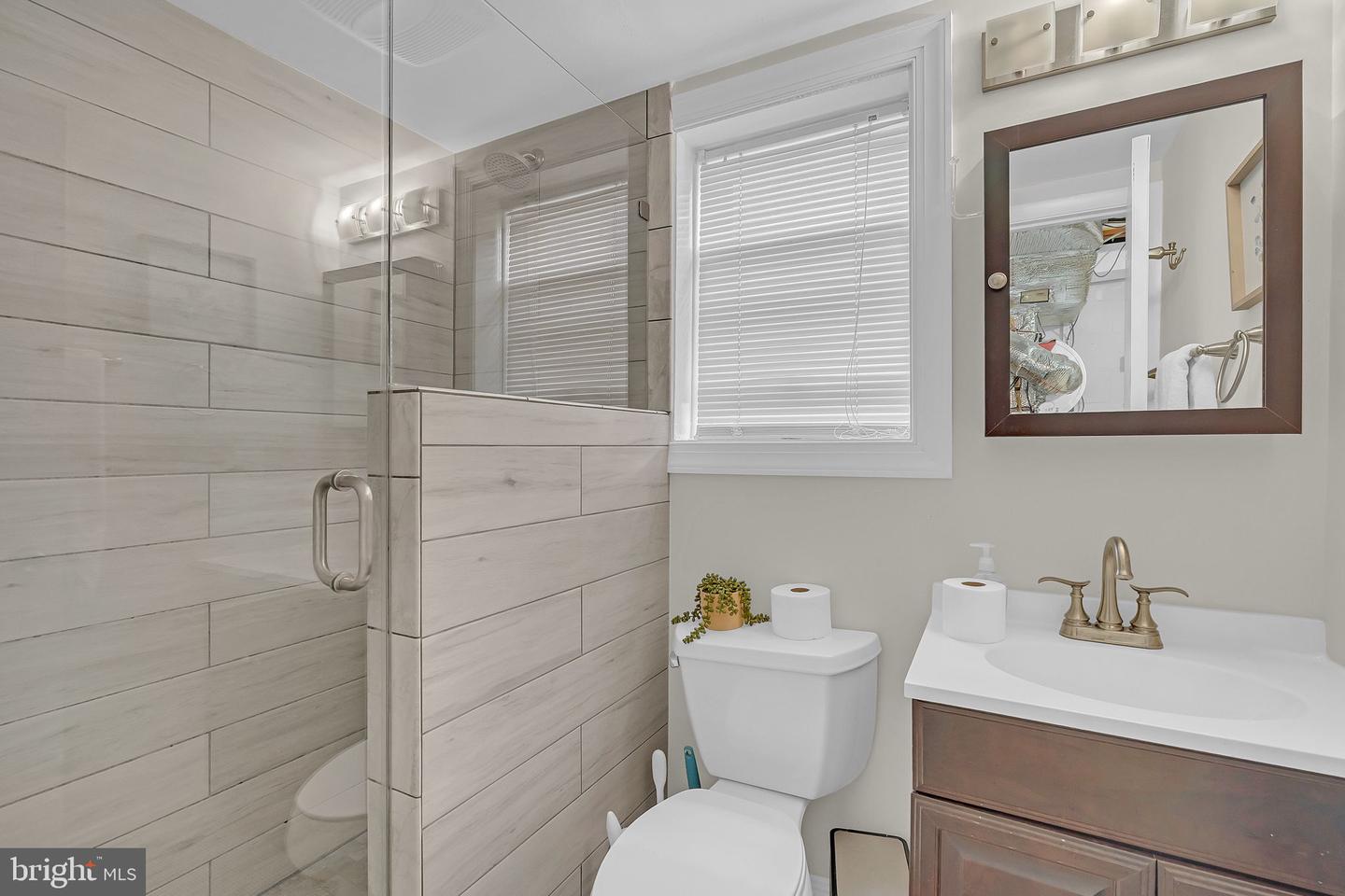 4333 ANDES DR, FAIRFAX, Virginia 22030, 3 Bedrooms Bedrooms, 3 Rooms Rooms,2 BathroomsBathrooms,Residential,For sale,4333 ANDES DR,VAFX2291052 MLS # VAFX2291052