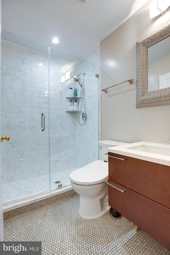 7740 DESIREE ST, ALEXANDRIA, Virginia 22315, 4 Bedrooms Bedrooms, ,2 BathroomsBathrooms,Residential,For sale,7740 DESIREE ST,VAFX2291160 MLS # VAFX2291160