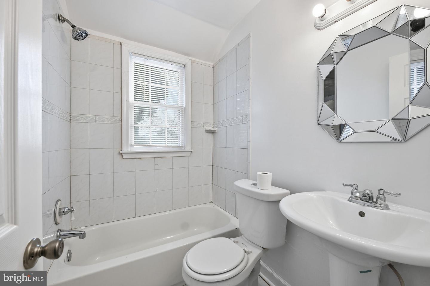 3426 24TH ST SE, WASHINGTON, District Of Columbia 20020, 2 Bedrooms Bedrooms, ,1 BathroomBathrooms,Residential,For sale,3426 24TH ST SE,DCDC2246356 MLS # DCDC2246356