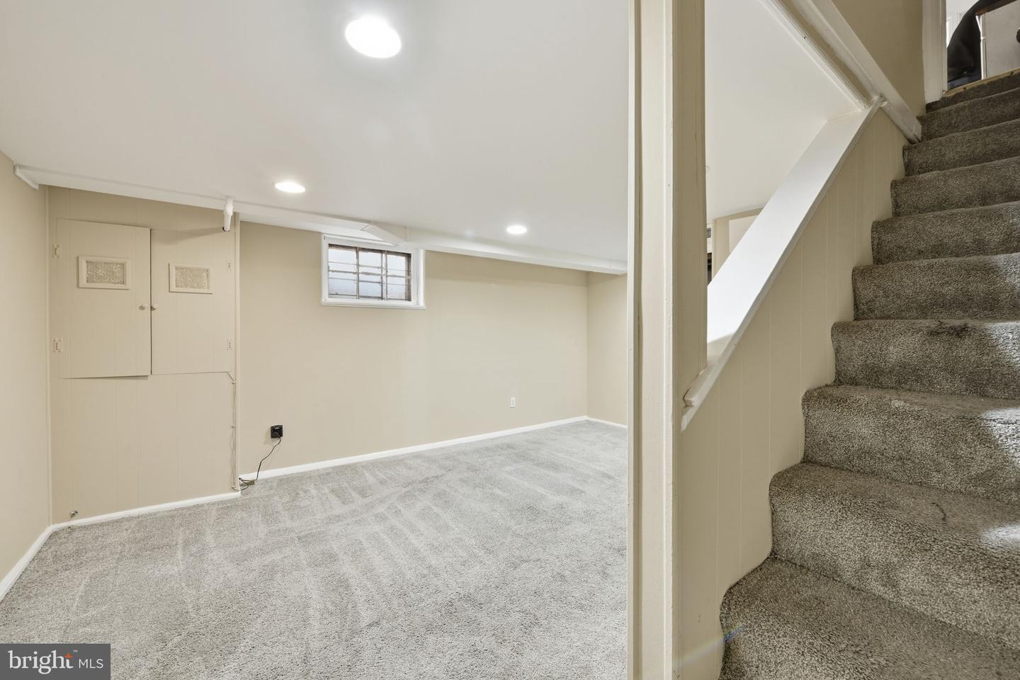 3426 24TH ST SE, WASHINGTON, District Of Columbia 20020, 2 Bedrooms Bedrooms, ,1 BathroomBathrooms,Residential,For sale,3426 24TH ST SE,DCDC2246356 MLS # DCDC2246356