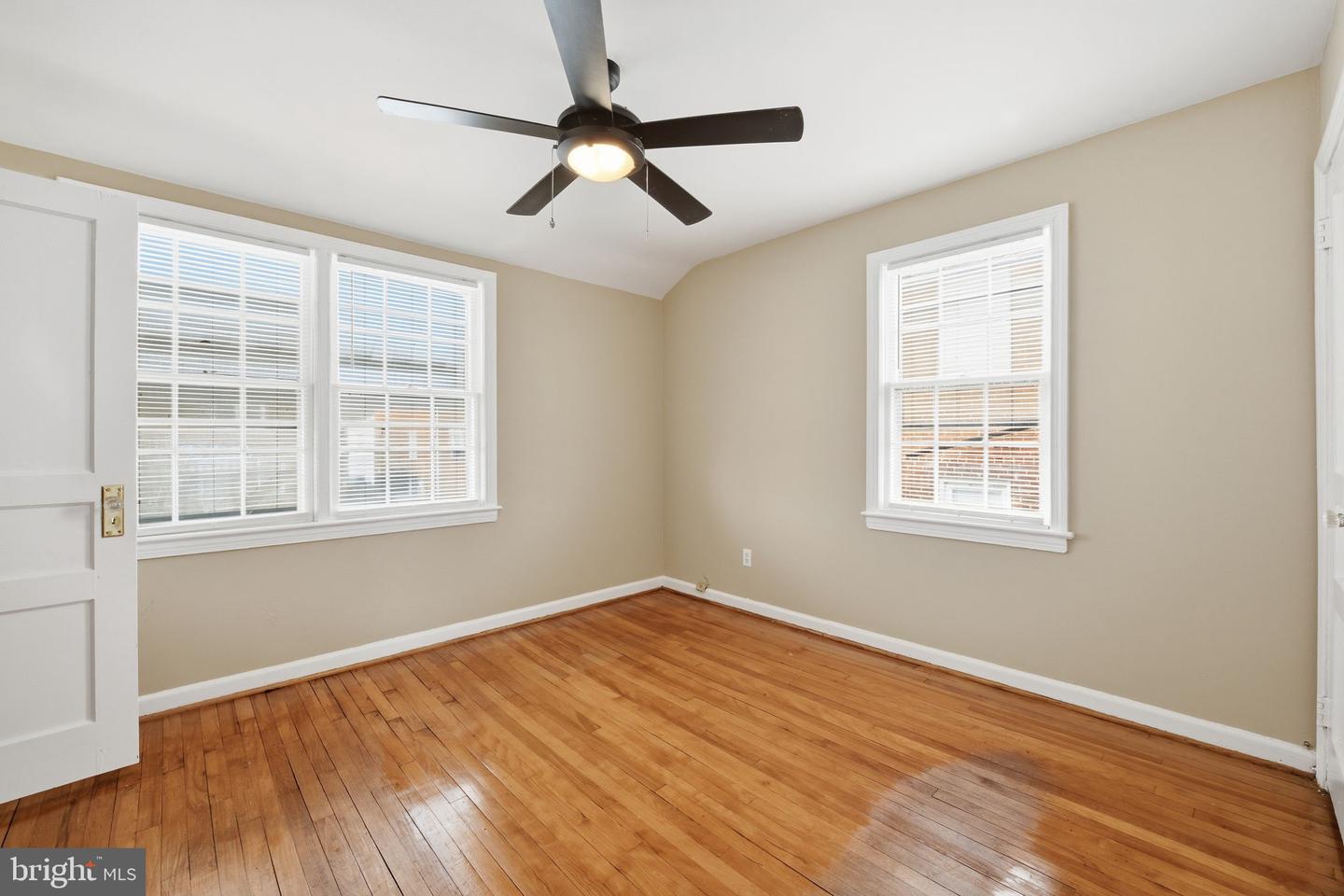 3426 24TH ST SE, WASHINGTON, District Of Columbia 20020, 2 Bedrooms Bedrooms, ,1 BathroomBathrooms,Residential,For sale,3426 24TH ST SE,DCDC2246356 MLS # DCDC2246356