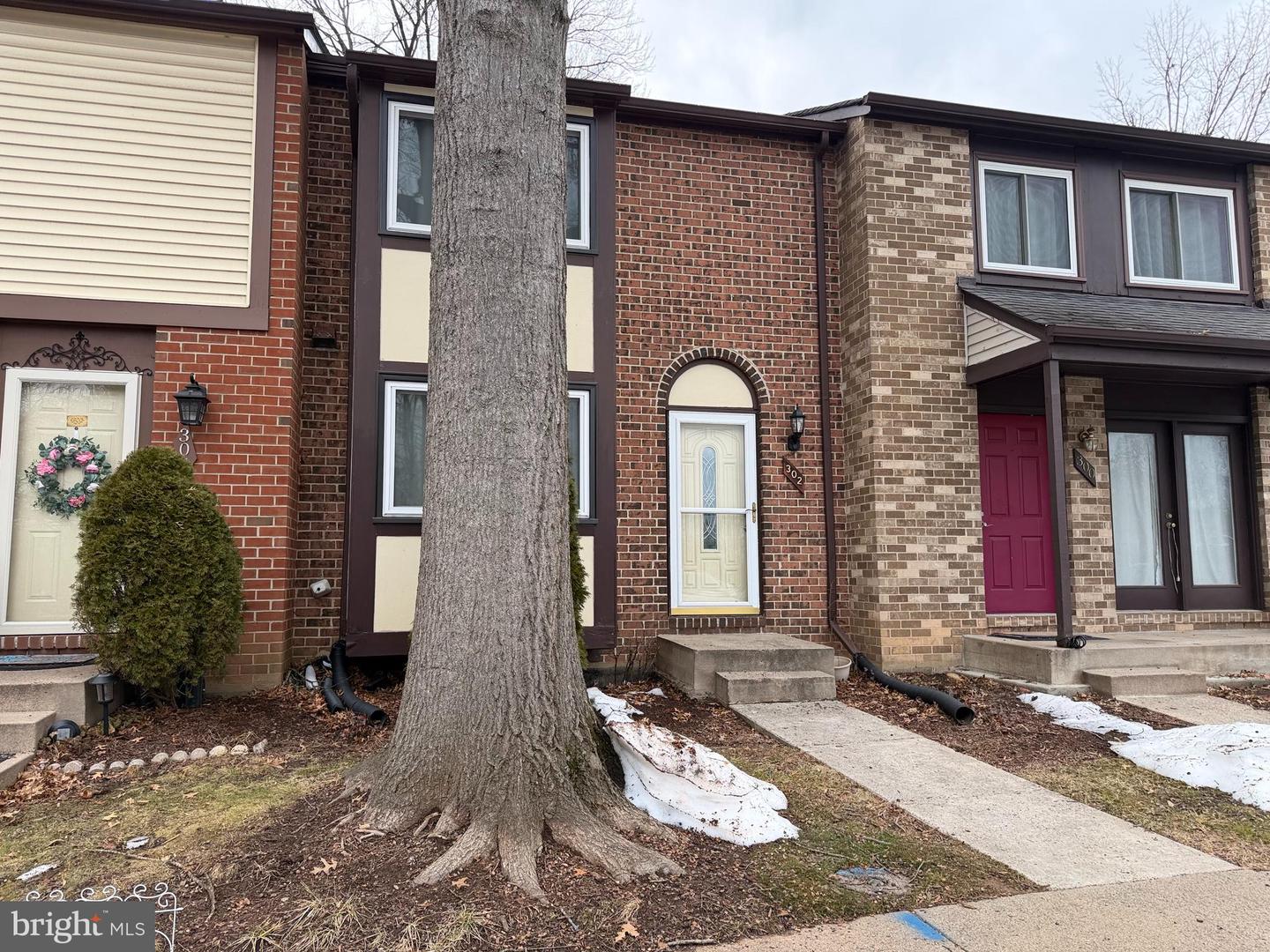 302 GILES PL, STERLING, Virginia 20164, 3 Bedrooms Bedrooms, ,2 BathroomsBathrooms,Residential,For sale,302 GILES PL,VALO2116008 MLS # VALO2116008