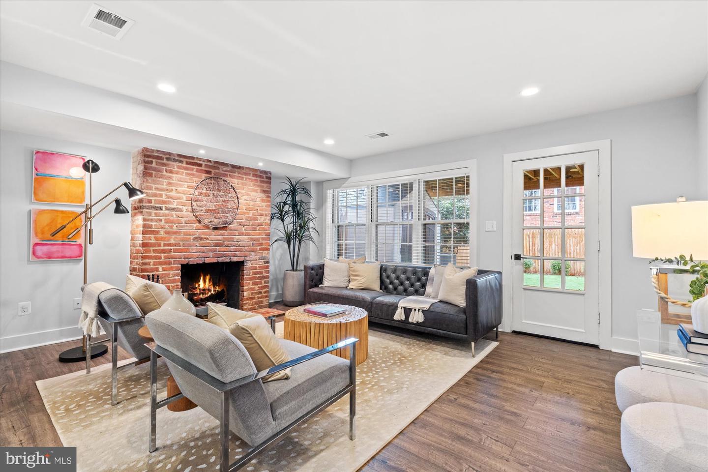 222 GREEN ST, ALEXANDRIA, Virginia 22314, 3 Bedrooms Bedrooms, ,3 BathroomsBathrooms,Residential,For sale,222 GREEN ST,VAAX2054226 MLS # VAAX2054226