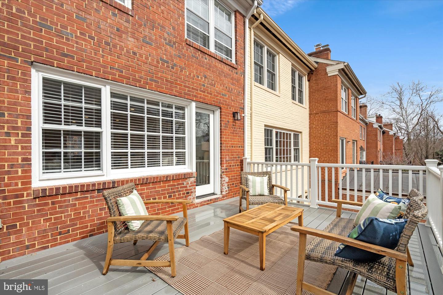 222 GREEN ST, ALEXANDRIA, Virginia 22314, 3 Bedrooms Bedrooms, ,3 BathroomsBathrooms,Residential,For sale,222 GREEN ST,VAAX2054226 MLS # VAAX2054226