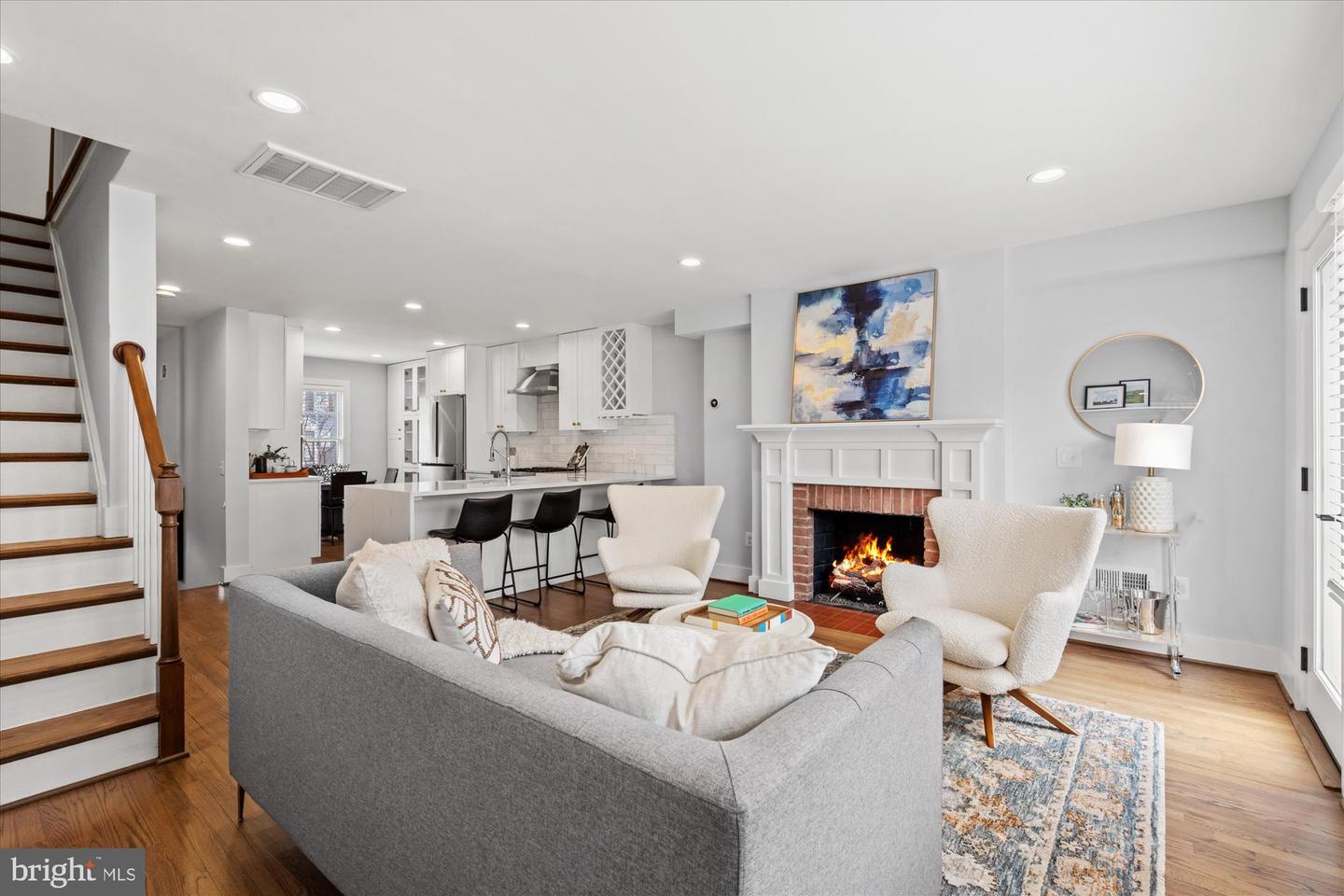 222 GREEN ST, ALEXANDRIA, Virginia 22314, 3 Bedrooms Bedrooms, ,3 BathroomsBathrooms,Residential,For sale,222 GREEN ST,VAAX2054226 MLS # VAAX2054226