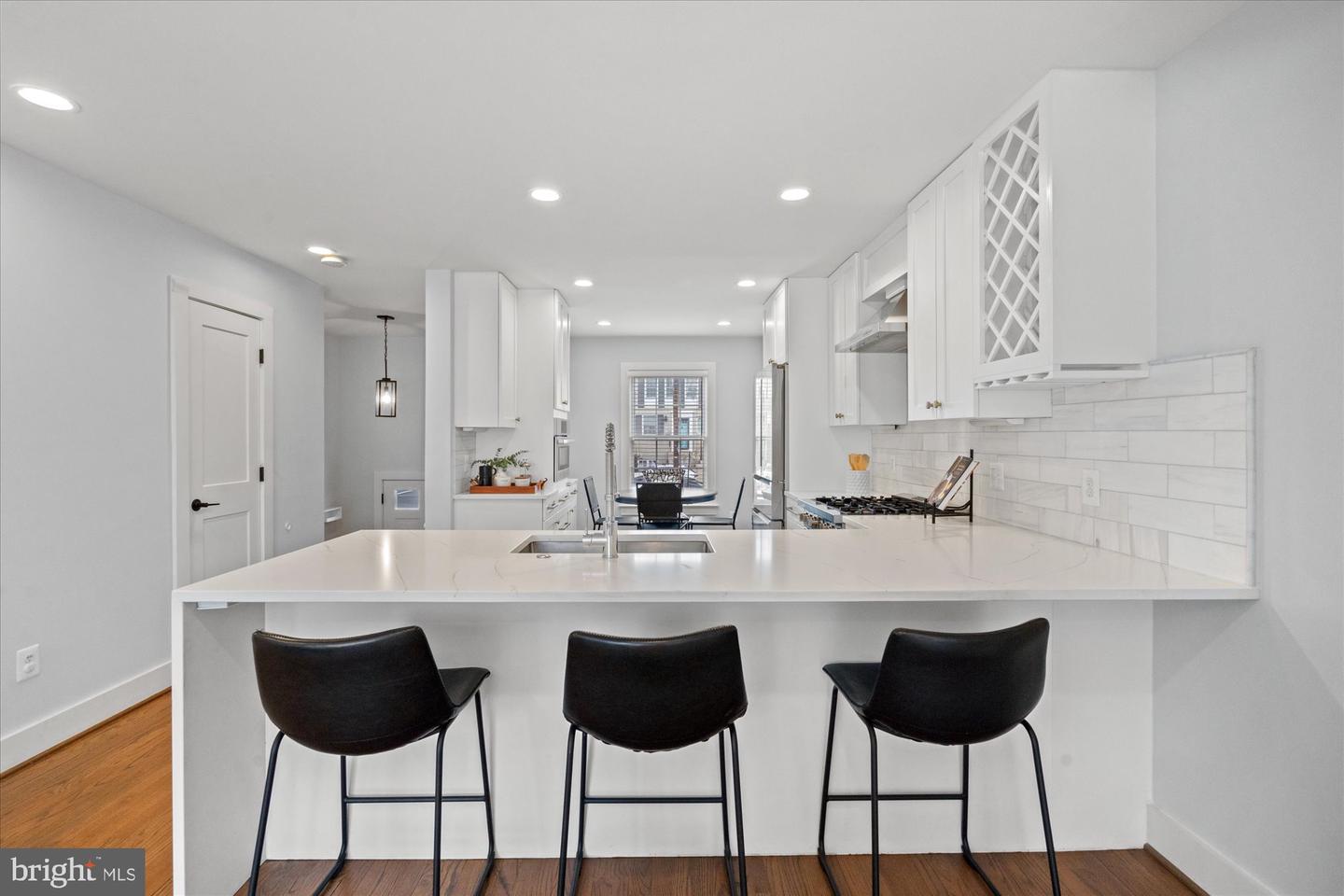 222 GREEN ST, ALEXANDRIA, Virginia 22314, 3 Bedrooms Bedrooms, ,3 BathroomsBathrooms,Residential,For sale,222 GREEN ST,VAAX2054226 MLS # VAAX2054226