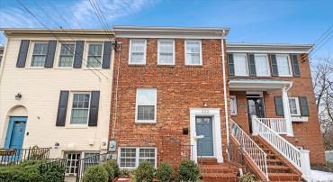 222 GREEN ST, ALEXANDRIA, Virginia 22314, 3 Bedrooms Bedrooms, ,3 BathroomsBathrooms,Residential,For sale,222 GREEN ST,VAAX2054226 MLS # VAAX2054226