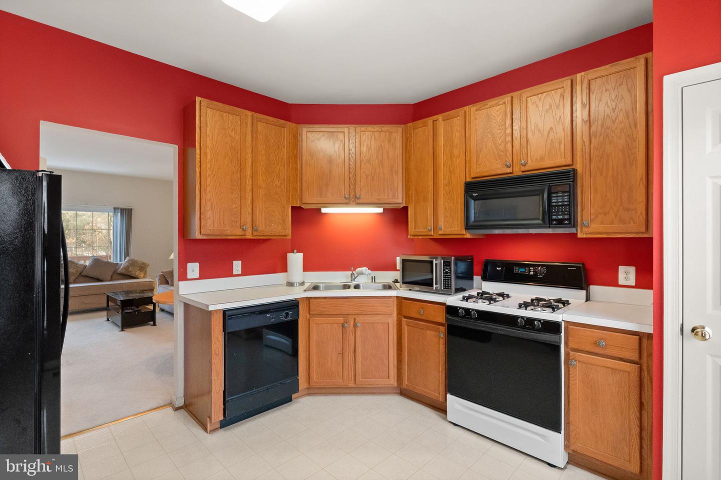 12511 HEYKENS LN, BRISTOW, Virginia 20136, 2 Bedrooms Bedrooms, ,2 BathroomsBathrooms,Residential,For sale,12511 HEYKENS LN,VAPW2112690 MLS # VAPW2112690