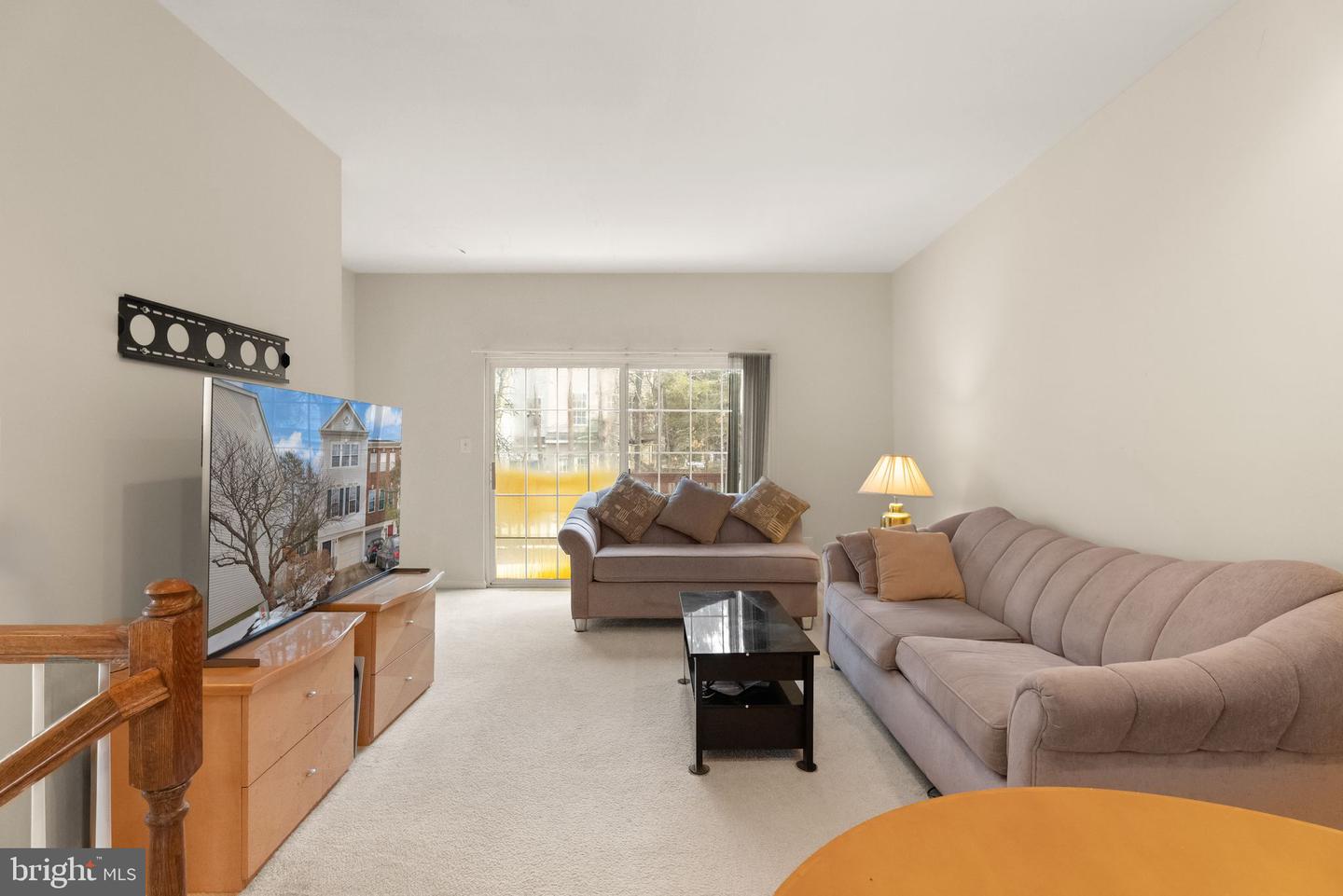 12511 HEYKENS LN, BRISTOW, Virginia 20136, 2 Bedrooms Bedrooms, ,2 BathroomsBathrooms,Residential,For sale,12511 HEYKENS LN,VAPW2112690 MLS # VAPW2112690