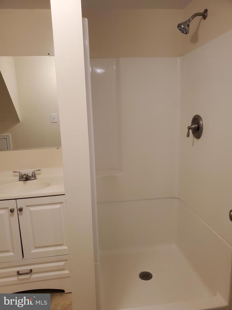 49 OLDT DR, FRONT ROYAL, Virginia 22630, 3 Bedrooms Bedrooms, 12 Rooms Rooms,2 BathroomsBathrooms,Residential,For sale,49 OLDT DR,VAWR2013452 MLS # VAWR2013452