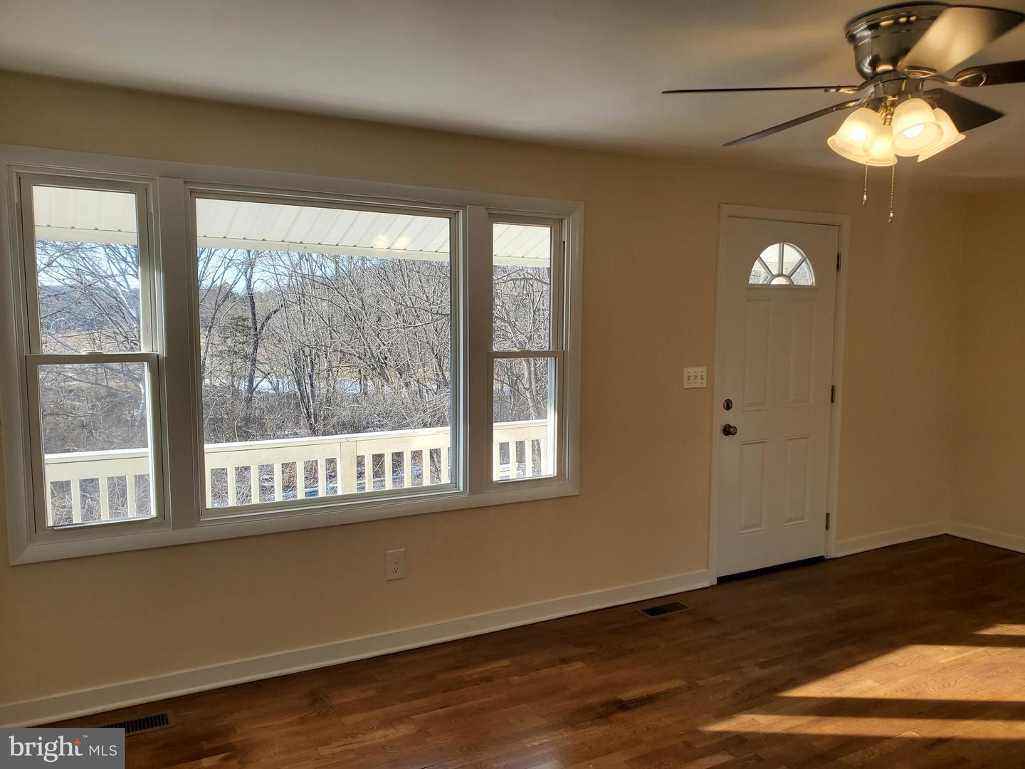 49 OLDT DR, FRONT ROYAL, Virginia 22630, 3 Bedrooms Bedrooms, 12 Rooms Rooms,2 BathroomsBathrooms,Residential,For sale,49 OLDT DR,VAWR2013452 MLS # VAWR2013452